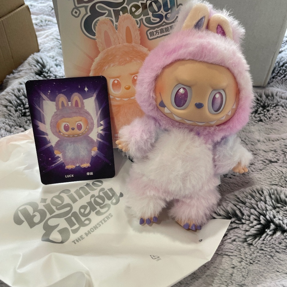 🚫SOLD🚫 Authentic Pop Mart Big Into Energy Labubu Luck